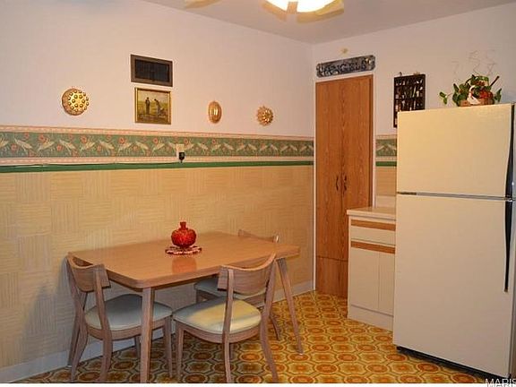 Eat-in section of Kitchen - Large pantry is to the left of the refrigerator!