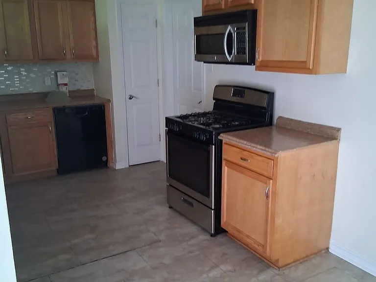 1414 Alta Mira Dr — Photo 31