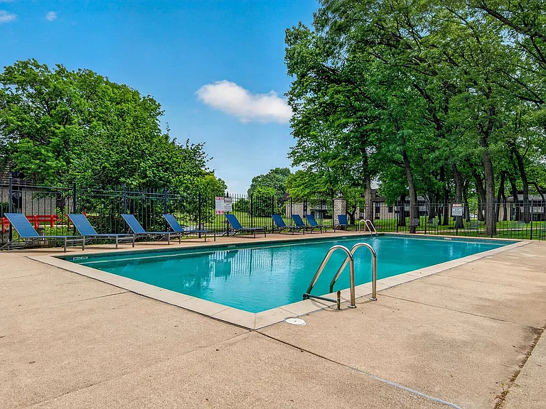 12-Community Pool