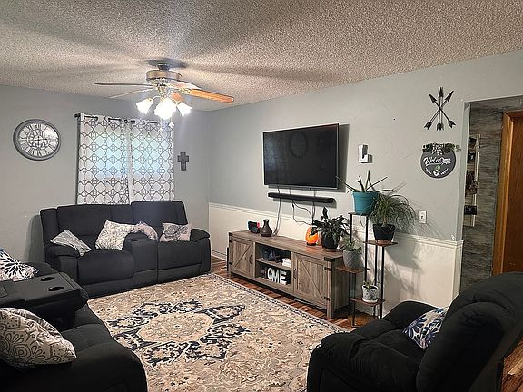 5th image of 275 6th St