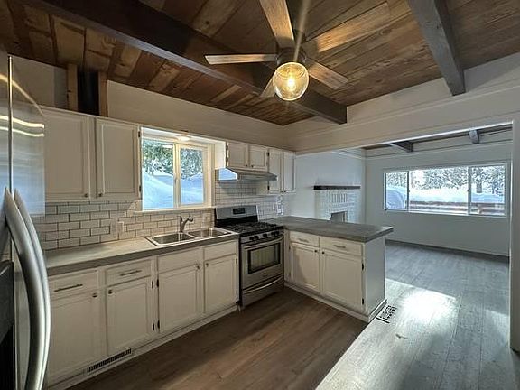 3rd image of 499 Red Cedar St #A