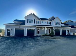 28 Regency Cir #4, Kittery, ME 03904
