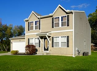 1920 Rock Valley Dr, Kalamazoo, MI 49006