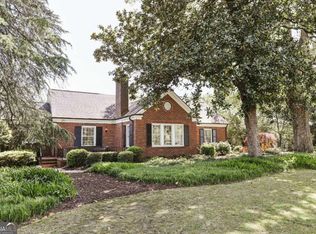 425 W Cloverhurst Ave, Athens, GA 30606