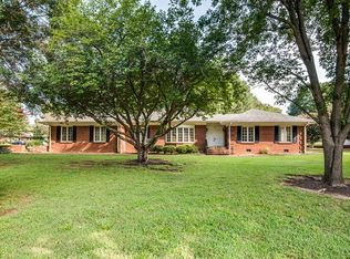746 14th Ave NW, Hickory, NC 28601