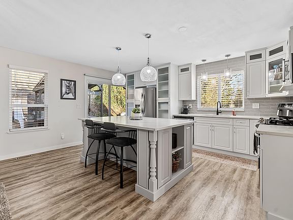 4th image of 34751 Delair Rd