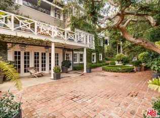 1548 N Kings Rd, Los Angeles, CA 90069