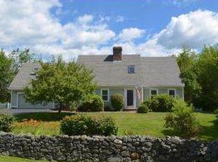 217 Tracy Rd, New London, NH 03257