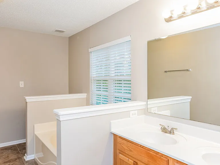 10555 Katie Creek Ct — Photo 10