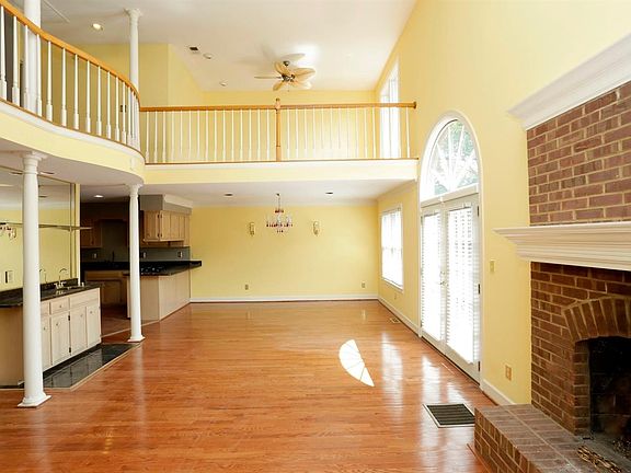 4th image of 2212 Stone Garden Ln