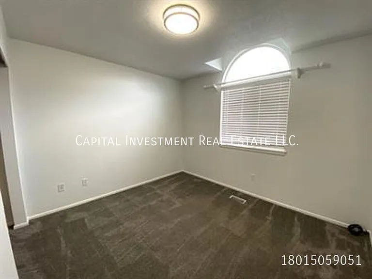 1741 W 6020 S — Photo 11
