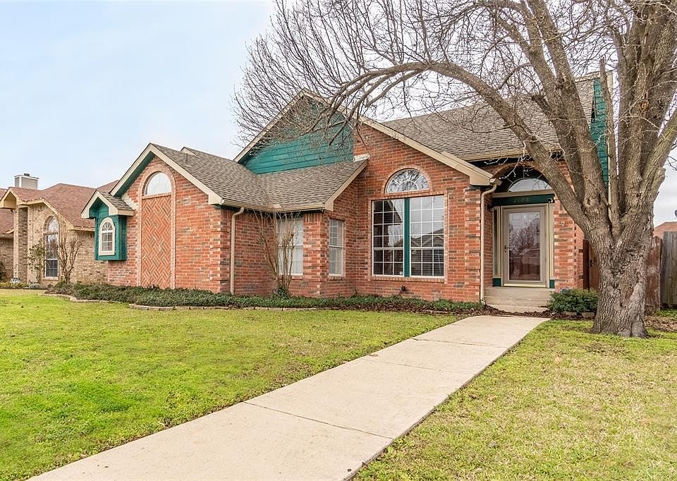 1st image of 2108 Birch Bnd
