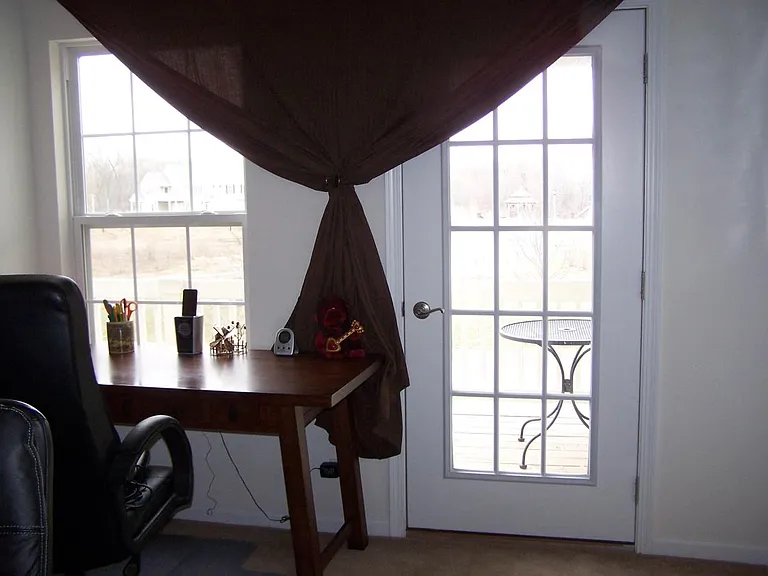 659 Arbor Cir — Photo 12