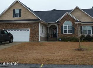 141 Berkshire Ct, Raeford, NC 28376
