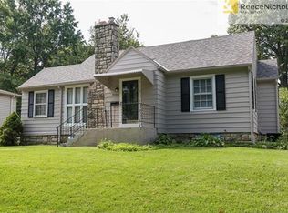 5136 Maple St, Mission, KS 66202