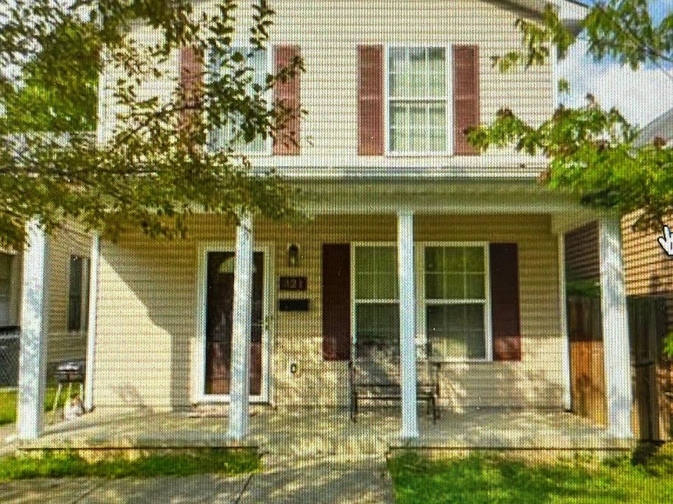 1st image of 321 E 5th St