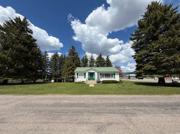 114 W 7th St, Georgetown, ID 83239