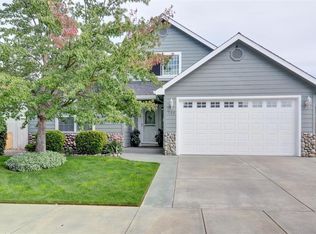 758 Spring Valley Dr, Medford, OR 97501