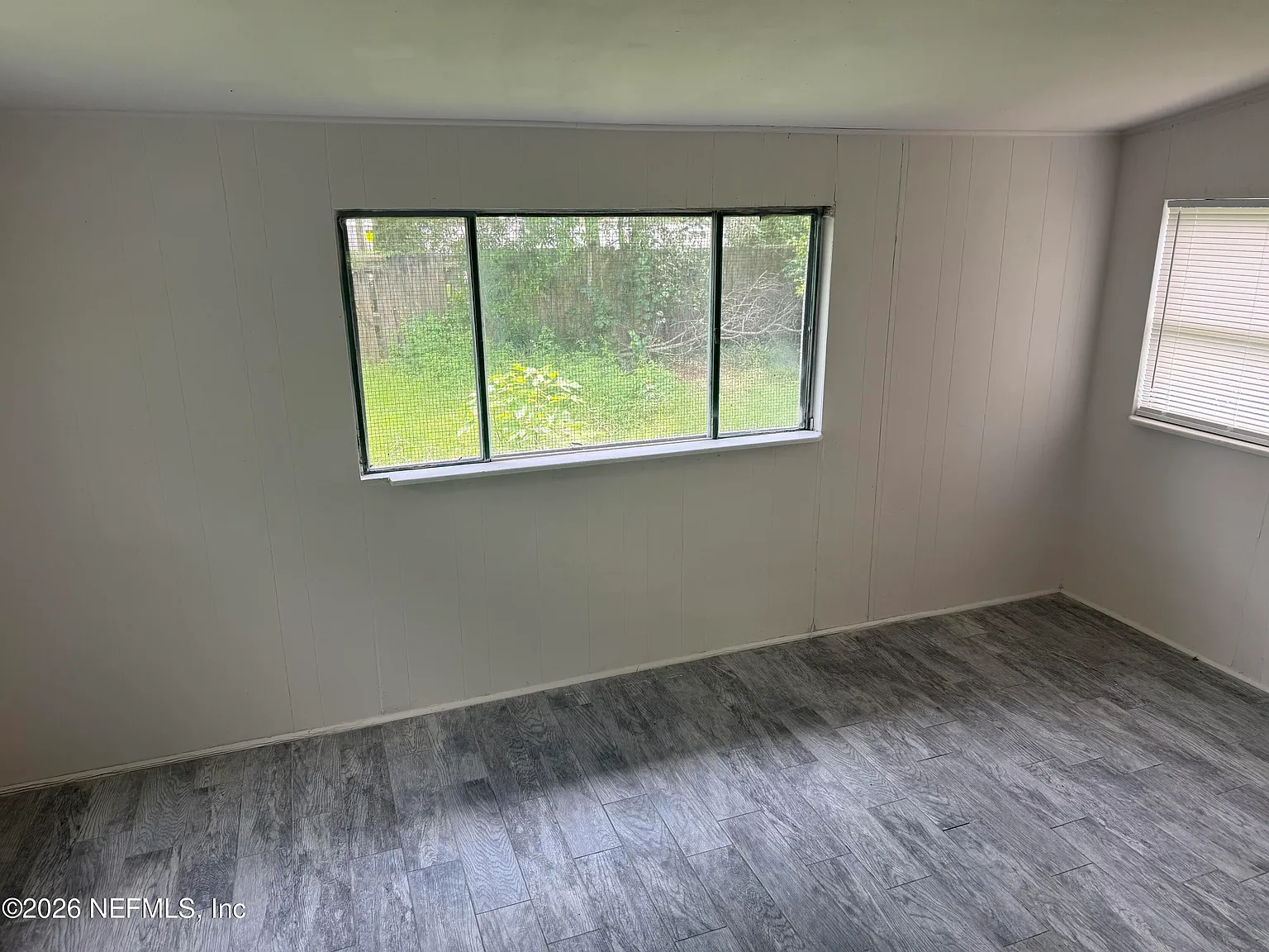 3 bed, 2.0 bath, 1372 sqft, $1,700 — Photo 4