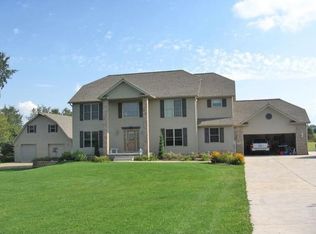 7437 Maplewood Dr #N10-2, Erie, PA 16510