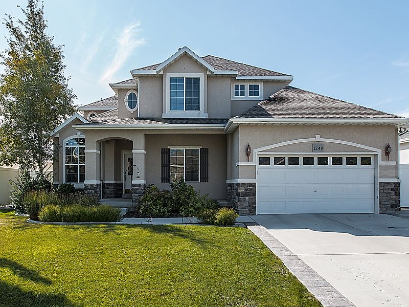 1st image of 1249 W Bateman Ponds Way