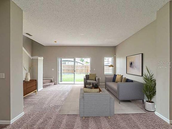 2nd image of 918 Park Terrace Cir