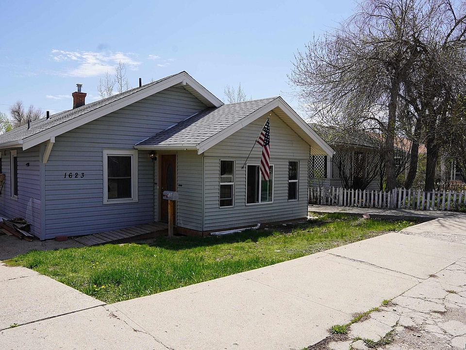 1st image of 1623 S McKinley Street