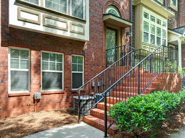 19 High Top Rd Unit 5, Atlanta, GA 30328