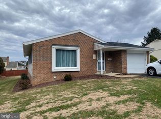 216 Irene Ave, Ephrata, PA 17522