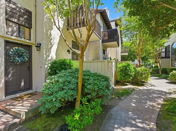 2372 Altisma Way Unit C, Carlsbad, CA 92009