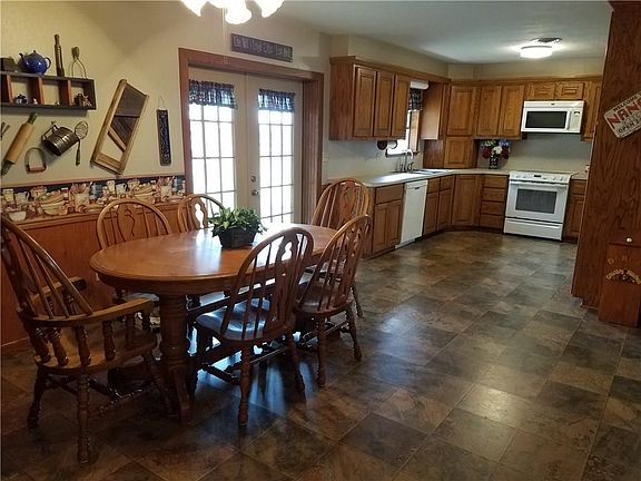 4th image of 1301 County Road 116