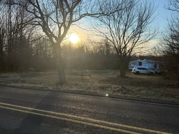 1830 N Bunn Rd, Hillsdale, MI 49242