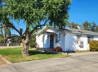 362 N Dickey Ave, Dinuba, CA 93618