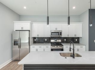631 N Preston St #2, Philadelphia, PA