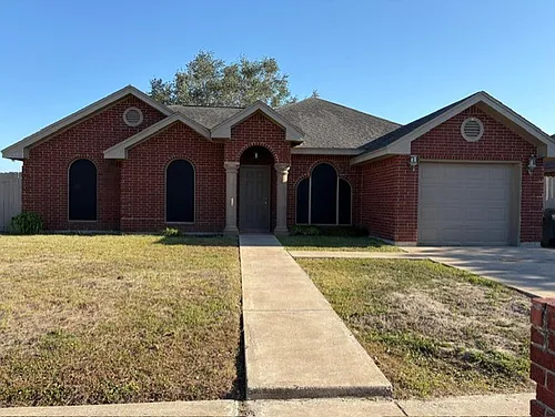 1202 E Buchanan Dr N Photo 1