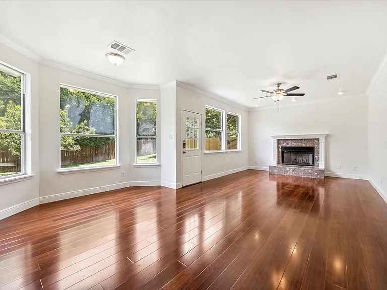 2926 Winchester Dr — Photo 20