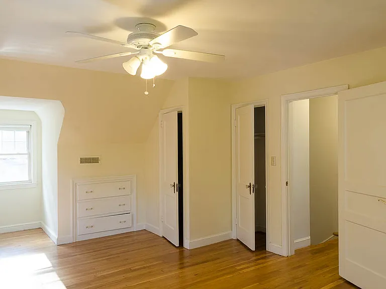 810 Jackson Ave #A — Photo 13