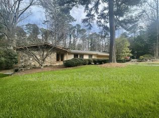 2060 Castleway Ln NE, Atlanta, GA