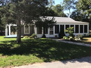 35 Sylvia Dr, Warwick, RI 02886