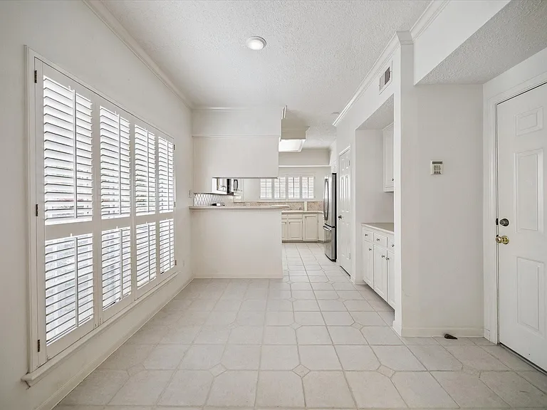 2125 Bering Dr #2125 — Photo 10