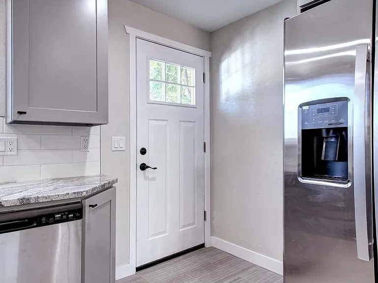 4214 N Pecos St — Photo 26