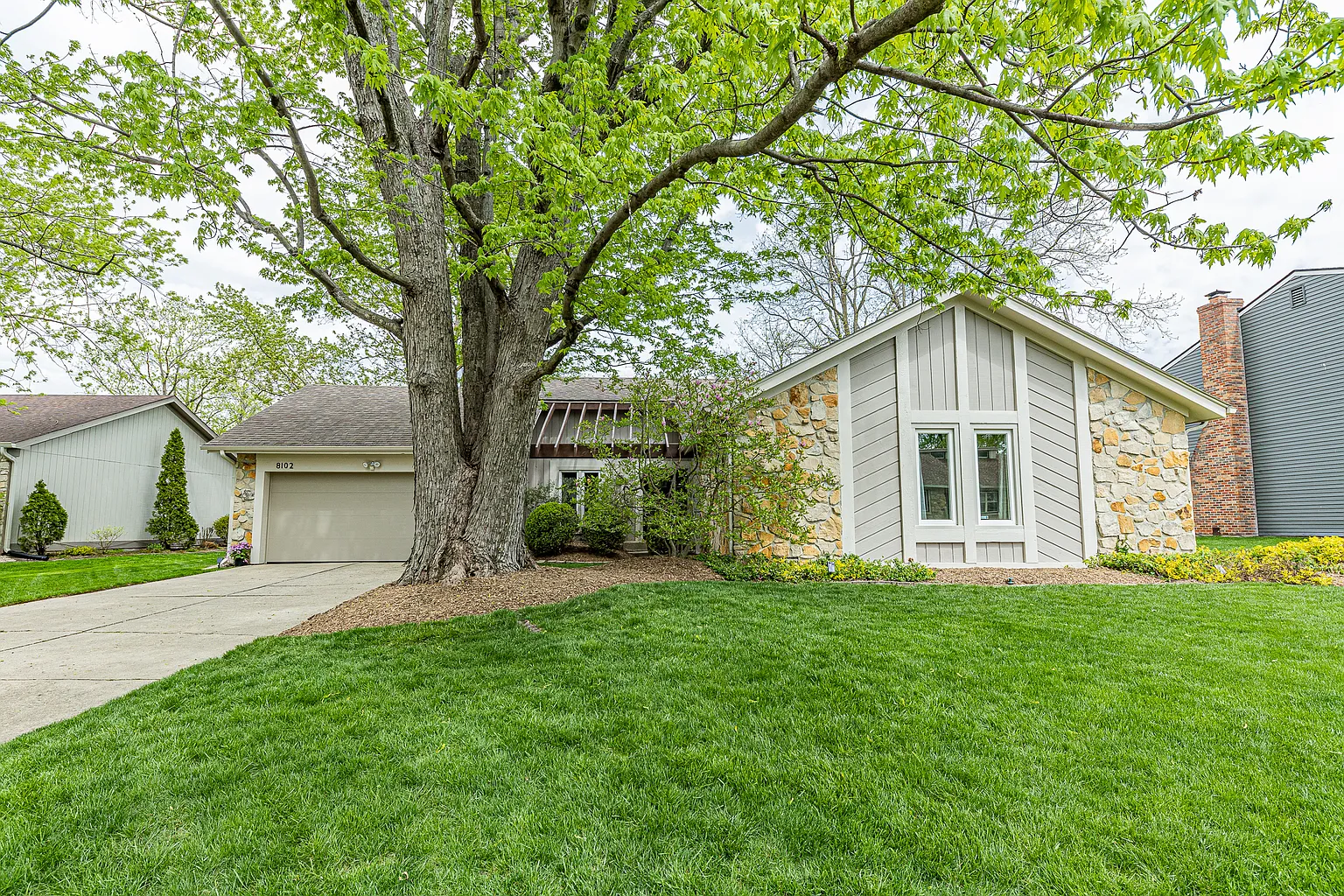 8102 Bittern Ln photo 1