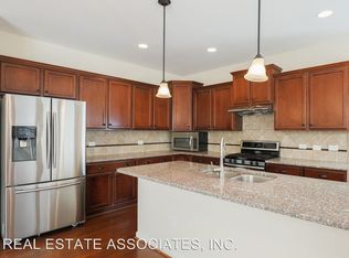 1503 Hemlock Hill Dr, Durham, NC 27703