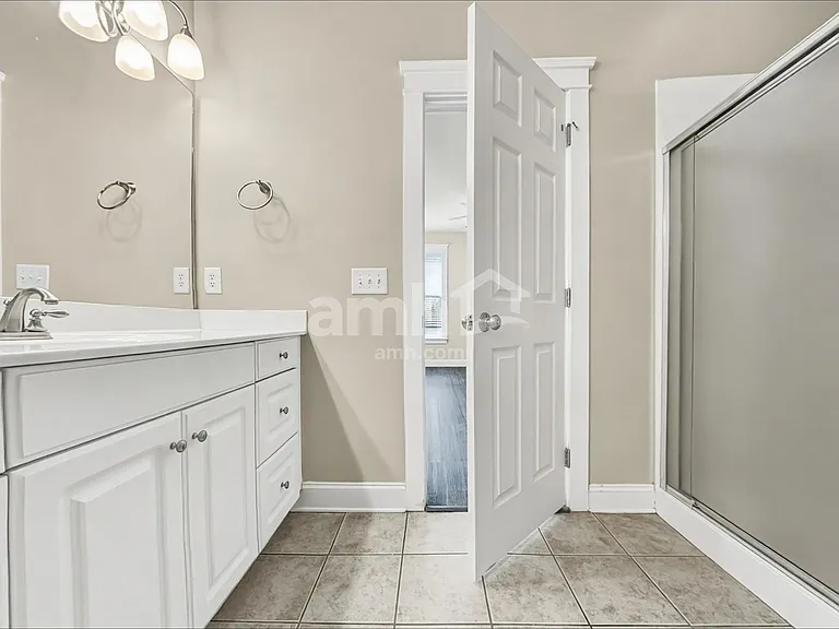 1304 Carol Oaks Dr — Photo 11