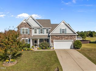 30 Sunbury Ct, Zebulon, NC 27597