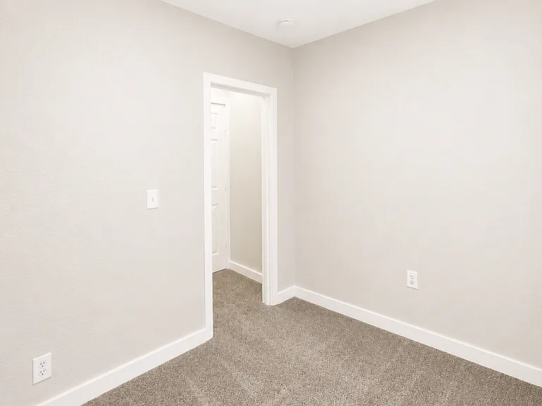 3417 Wabash Ave — Photo 19