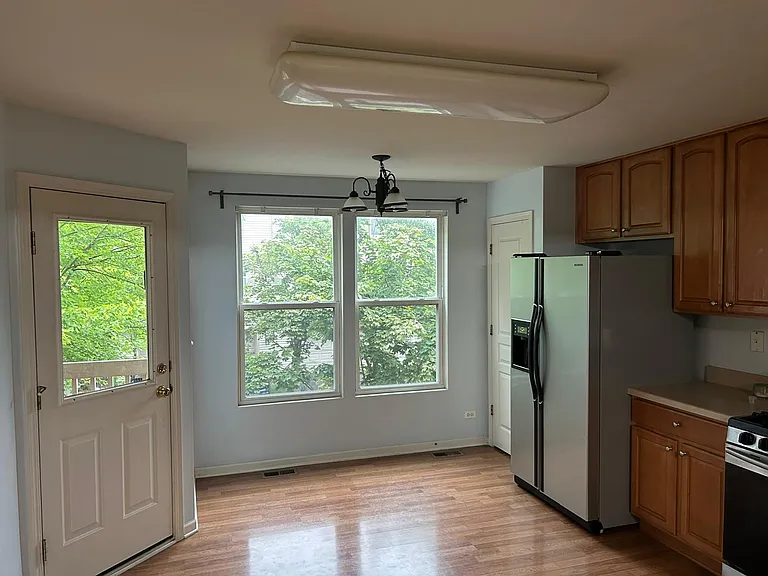 506 Conservatory Ln — Photo 5
