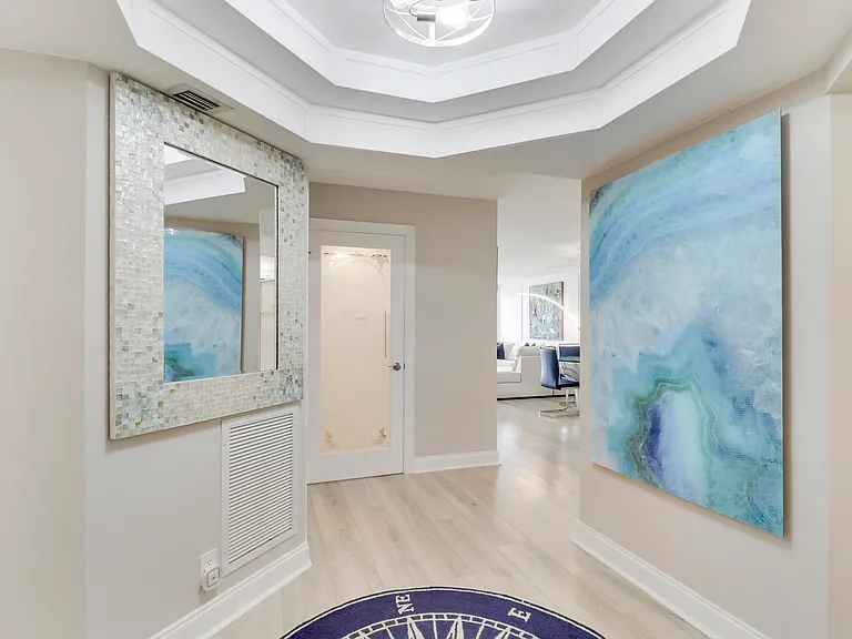 515 Bay Colony Dr N — Photo 34