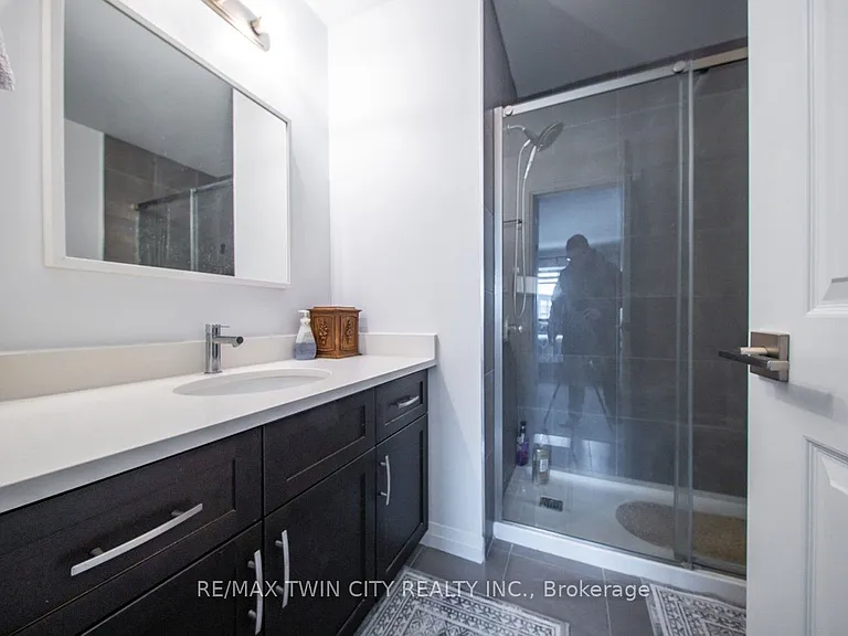 720 Grey St #46 — Photo 21