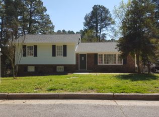 305 Northfield Dr, Raleigh, NC 27609